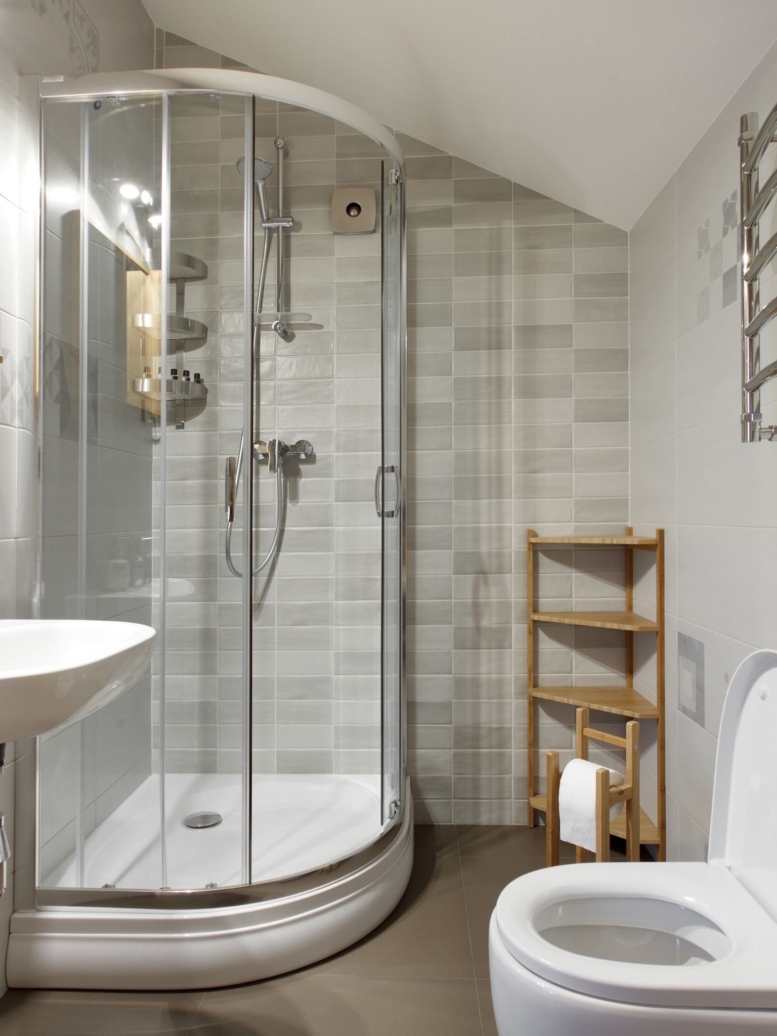 complete bathroom fitter NW11 8EL
